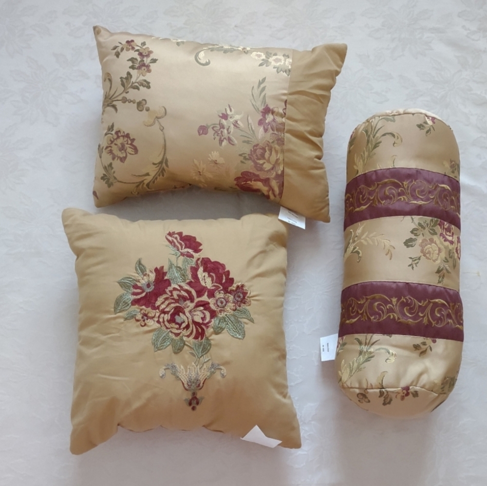 3 decorative pillows Luxury jacquard golden floral embroidered bolster lumbar